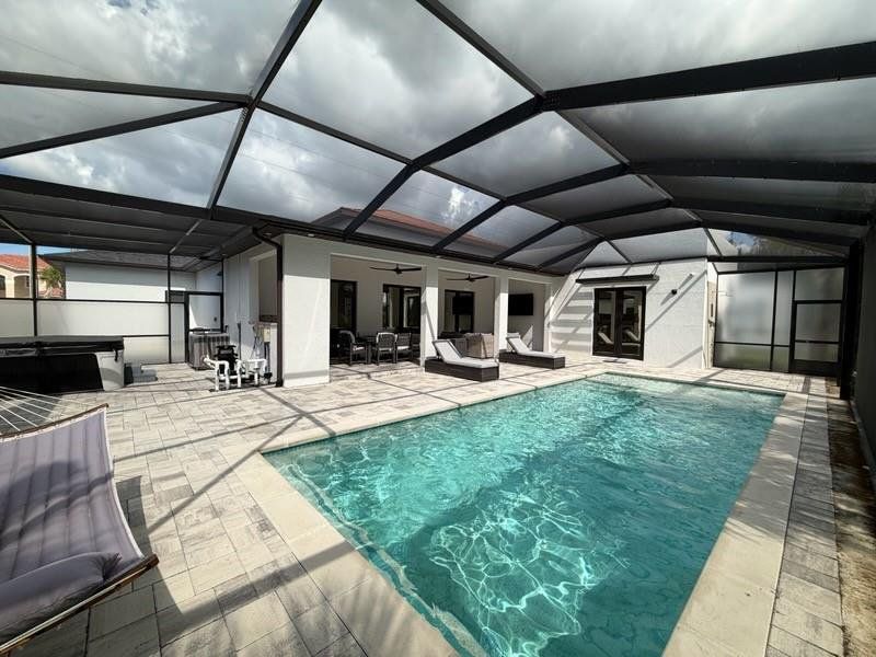 Exterior details and patio area of a home in , Cape Coral (Image 4).