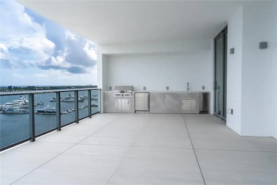 Exterior details and patio area of a home in , West Palm Beach (Image 20).