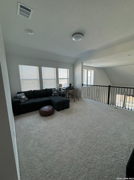 Image 17 of a home in Davis Ranch.