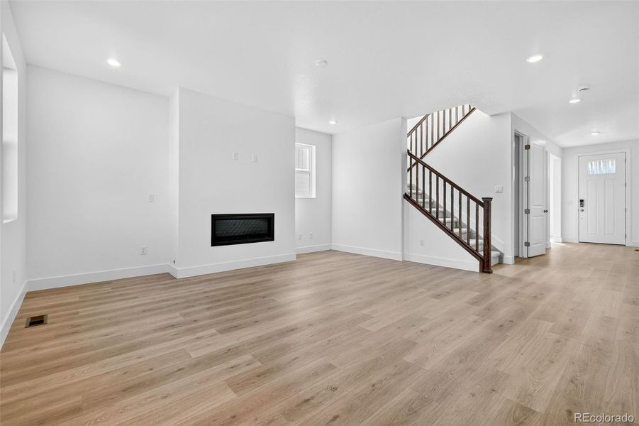 16473 W 93rd Way ~ Ready Now 16473 W 93rd Way ~ Ready Now