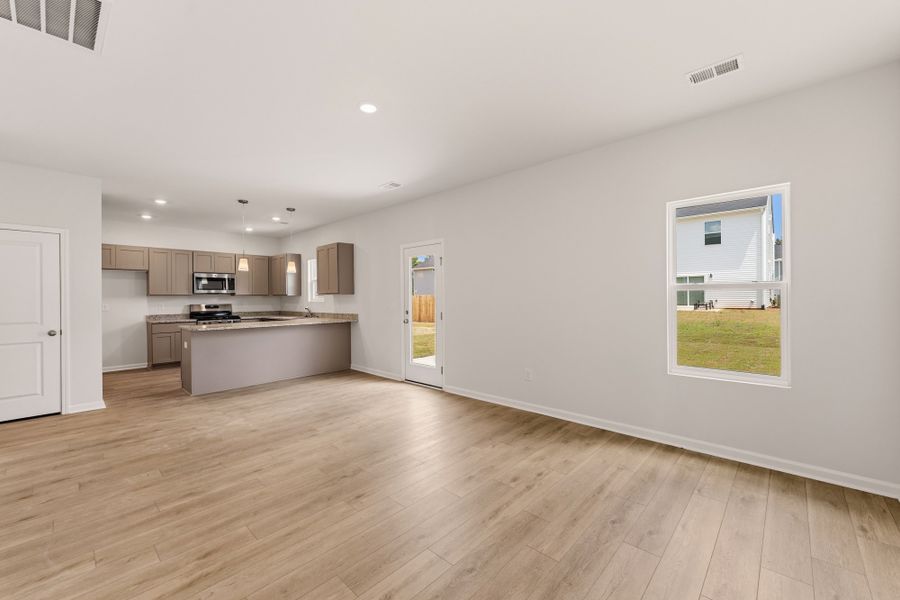 Spacious, unfurnished interior of a new home in Braxton Place, Moore (Image 17). Spacious, unfurnished interior of a new home in Braxton Place, Moore (Image 17).