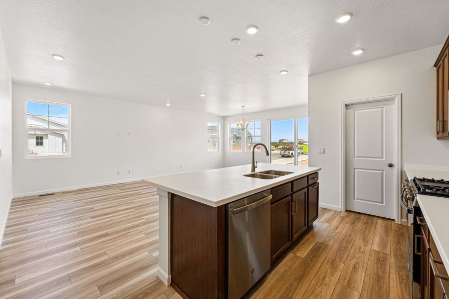 Representative furnished interior of a home built from the The Castlewood by Taylor Morrison in The Aurora Highlands Landmark Collection, Aurora (Image 14).