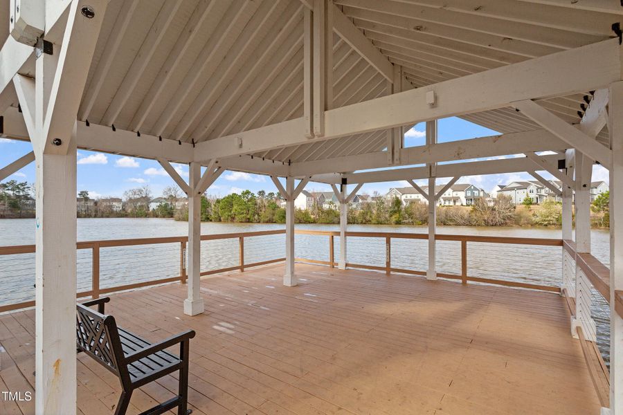 40-Holding Village South Lake NA_06 40-Holding Village South Lake NA_06