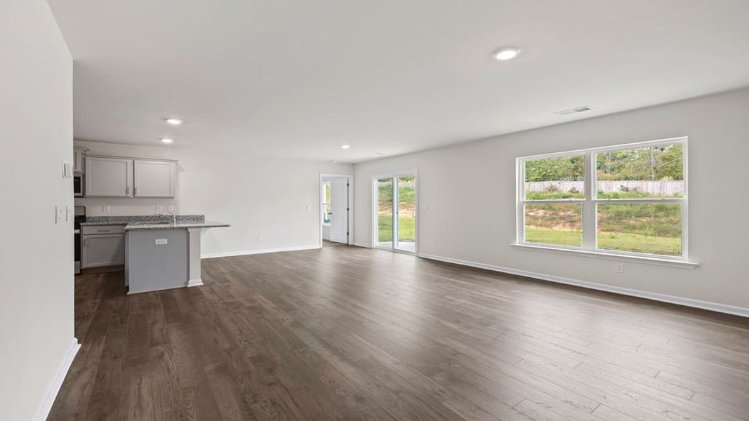 Spacious, unfurnished interior of a new home in Treemont Commons, Wellford (Image 18).