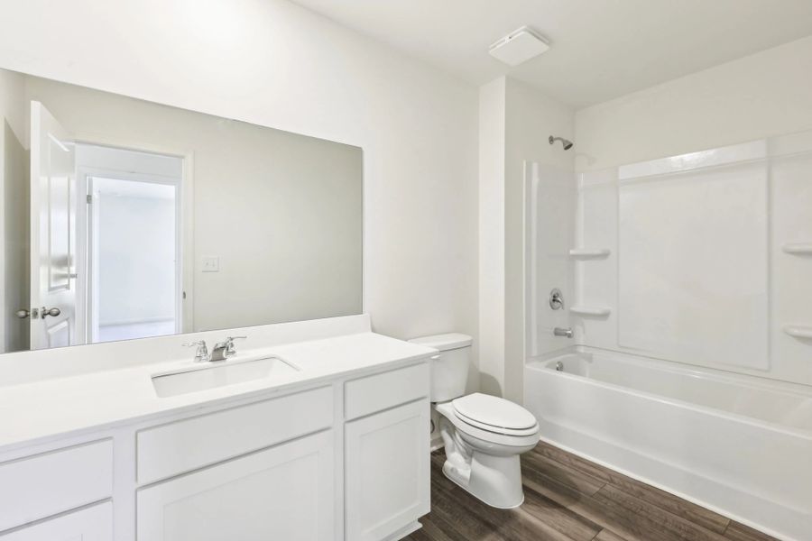 Representative furnished interior of a home built from the Galileo by Starlight Homes in The Summit at Carters Station, Columbia (Image 16).