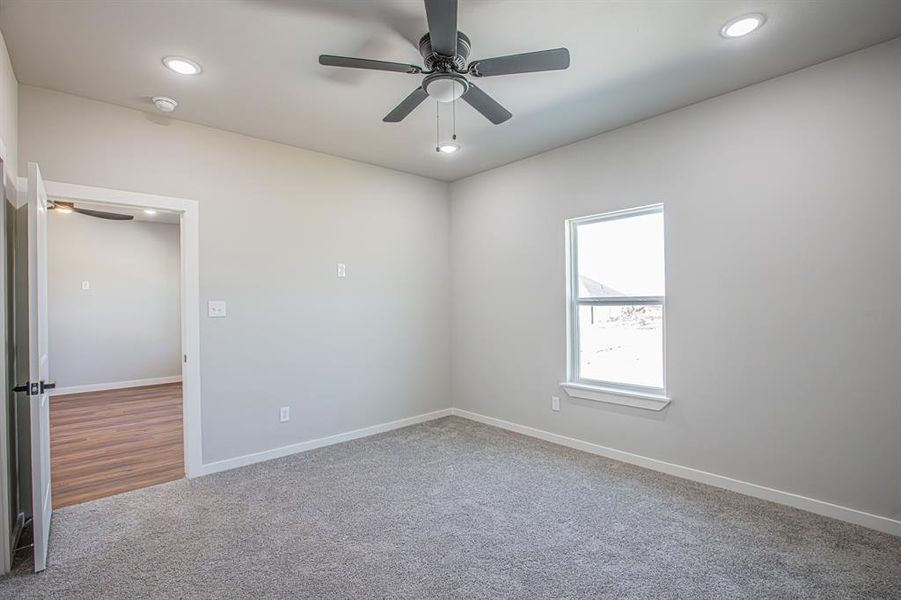 Spacious, unfurnished interior of a new home in , Bridgeport (Image 15).