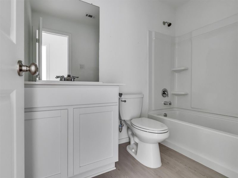 Furnished interior view inside a new home in , Katy (Image 15).