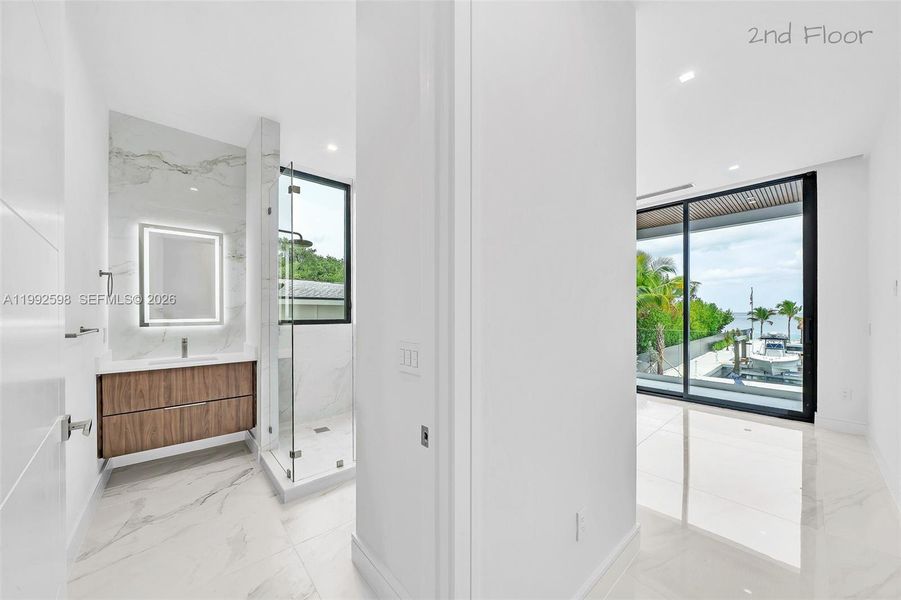 Furnished interior view inside a new home in , Key Largo (Image 10).