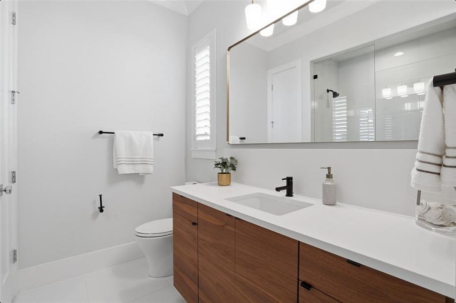 Furnished interior view inside a new home in , Parrish (Image 40).