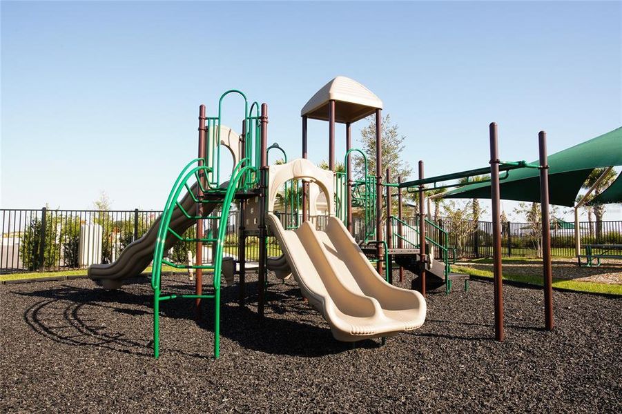 Community amenities in , Davenport (Image 20).