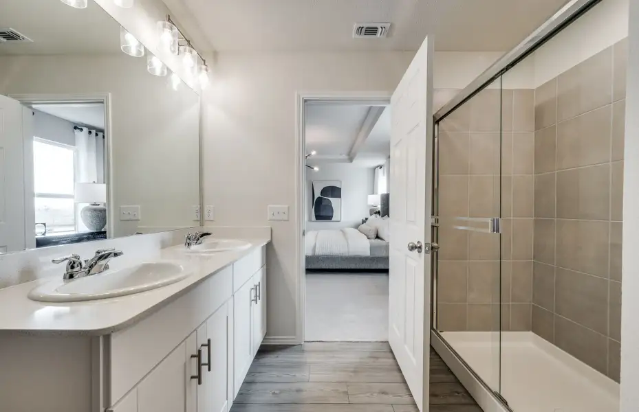 Furnished interior view inside a new home in Mobberly Farms, Pilot Point (Image 14).