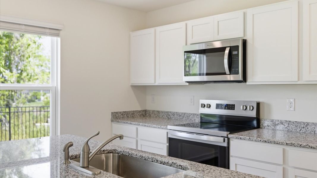 Furnished interior view inside a new home in Oak Hill, Vonore (Image 9).