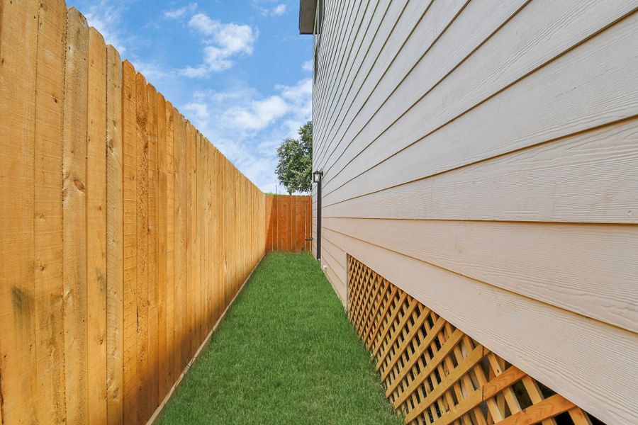 This property even includes space for a backyard dog run! This property even includes space for a backyard dog run!