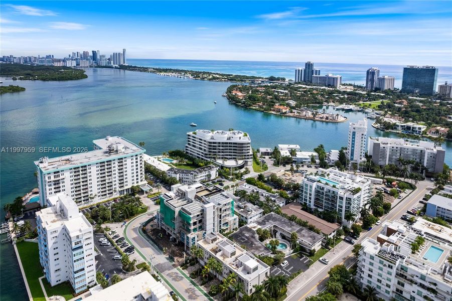 Condo located in Bay Harbor Islands, FL showcasing its design and architecture (Image 25).