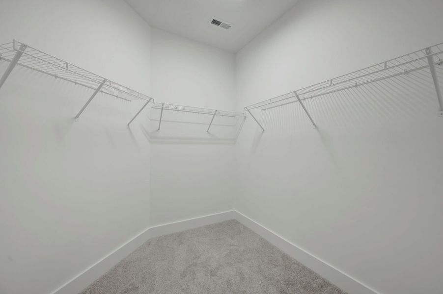 Spacious, unfurnished interior of a new home in Fox Field Farms, Broadway (Image 22).