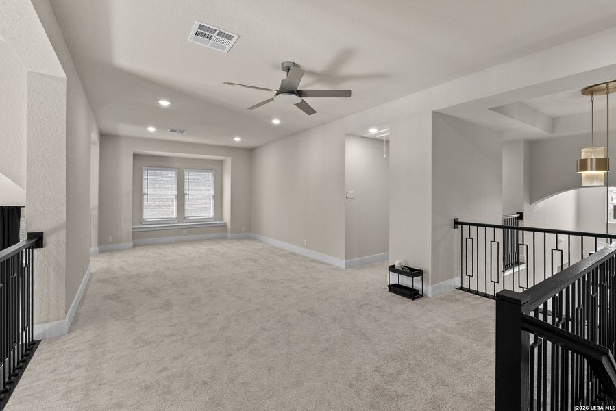 Spacious, unfurnished interior of a new home in Ventana, Bulverde (Image 40). Spacious, unfurnished interior of a new home in Ventana, Bulverde (Image 40).