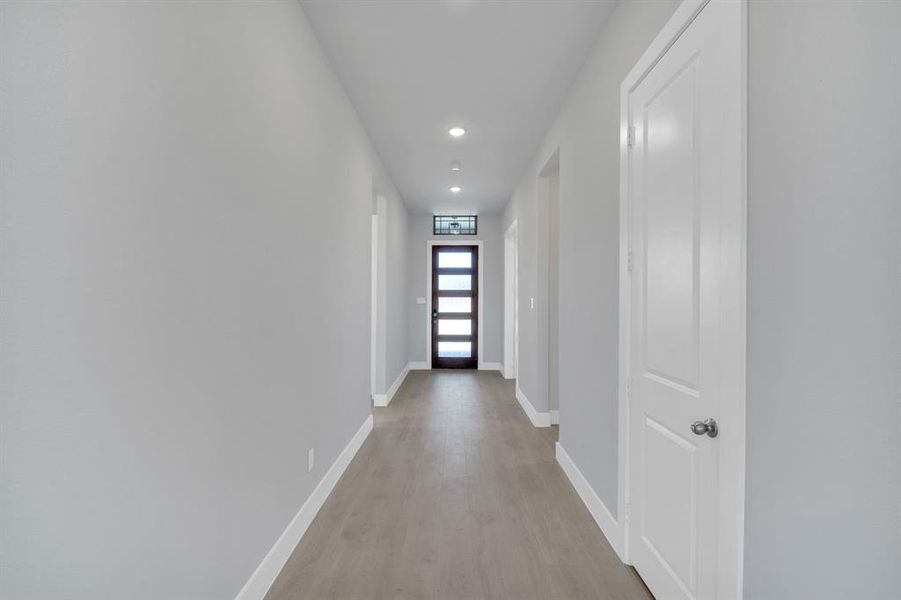 Spacious, unfurnished interior of a new home in Ten Mile Creek Estates, DeSoto (Image 25). Spacious, unfurnished interior of a new home in Ten Mile Creek Estates, DeSoto (Image 25).