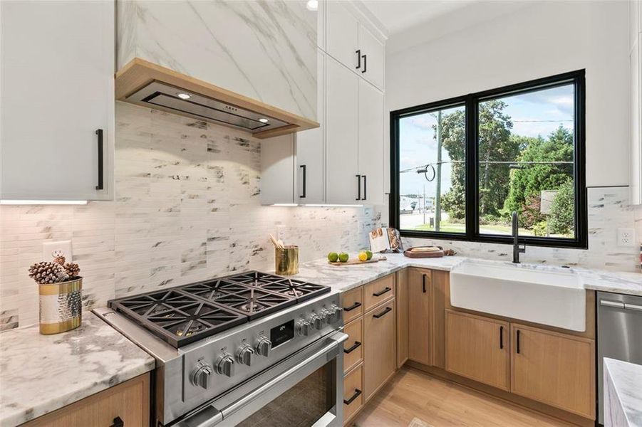 Furnished interior view inside a new home in , Atlanta (Image 27).