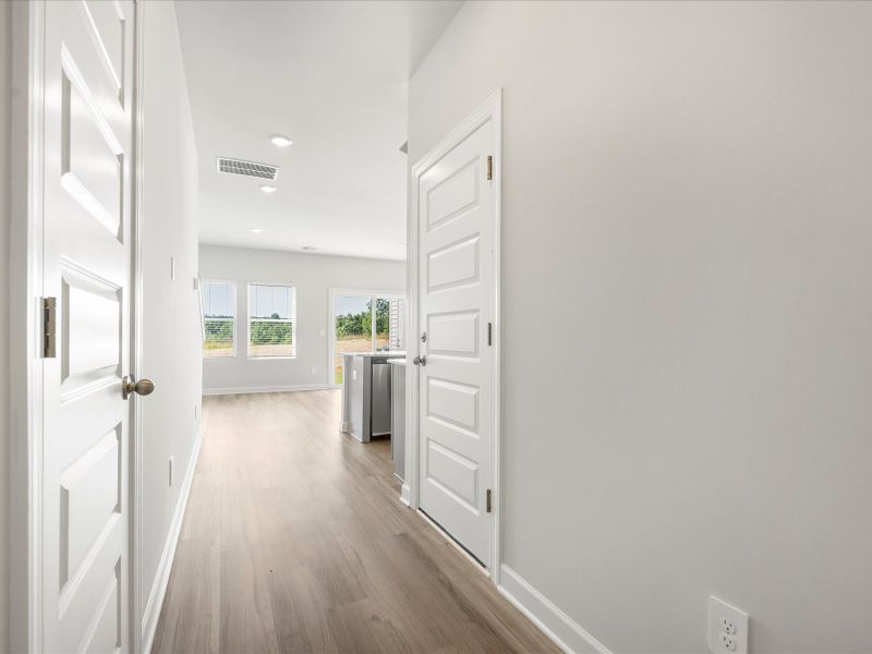 Spacious, unfurnished interior of a new home in Valentine Townes, Greer (Image 12).