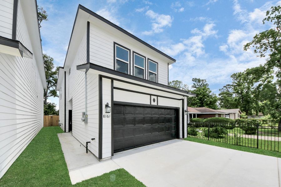 Image 29 of a home in .