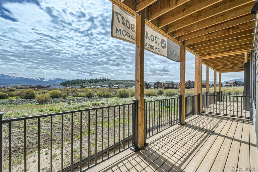 Exterior details and patio area of a home in , Tabernash (Image 23).