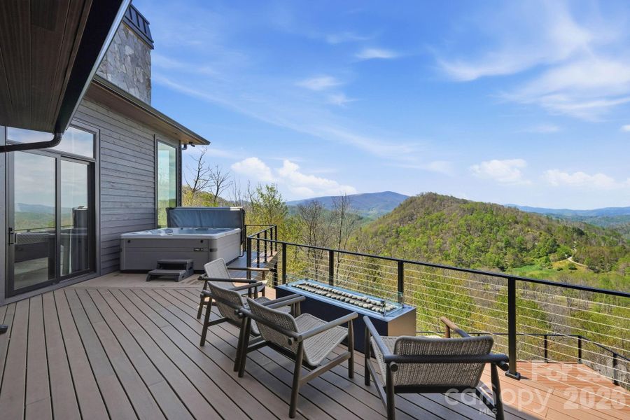 Exterior details and patio area of a home in , Banner Elk (Image 20).