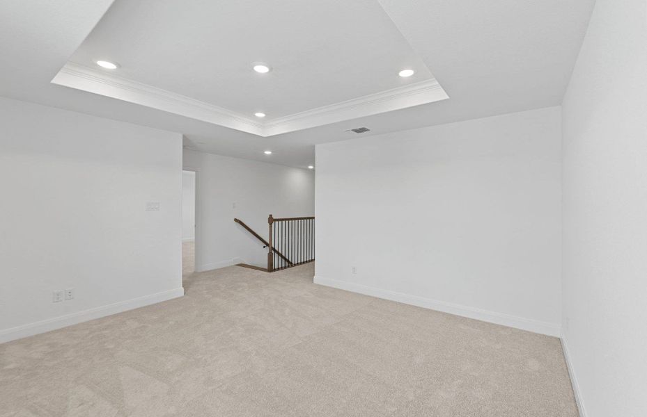 Spacious, unfurnished interior of a new home in Patterson Ranch, Georgetown (Image 12).