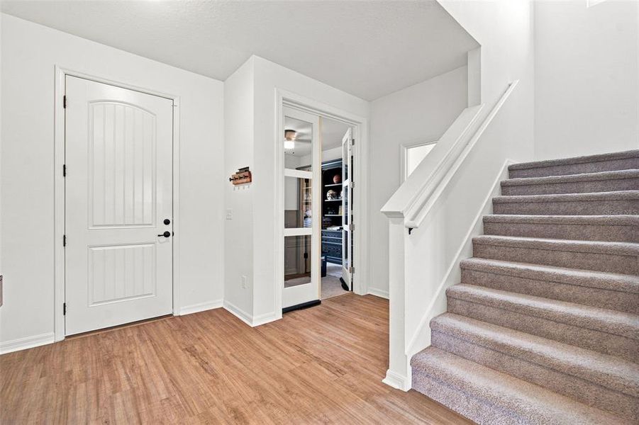 Spacious, unfurnished interior of a new home in , Land O' Lakes (Image 21).