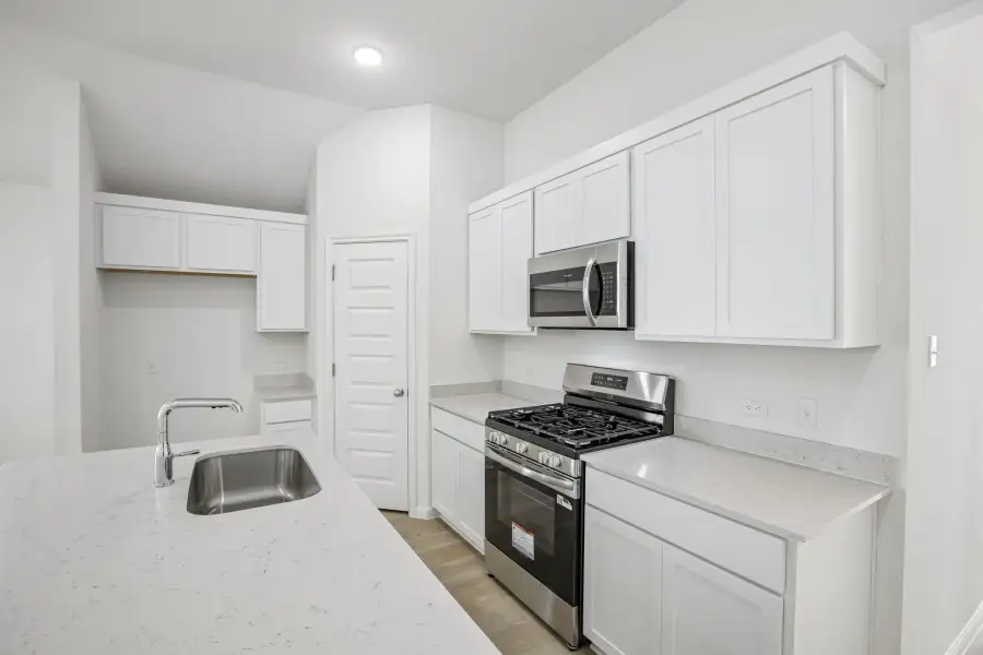 Furnished interior view inside a new home in Trinity Ranch, Elgin (Image 10).