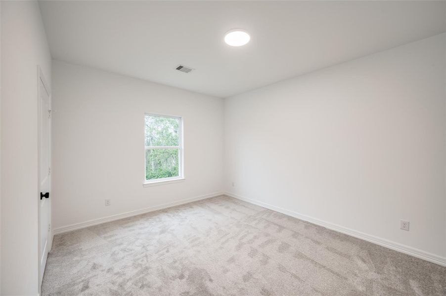 Spacious, unfurnished interior of a new home in , Missouri City (Image 21).