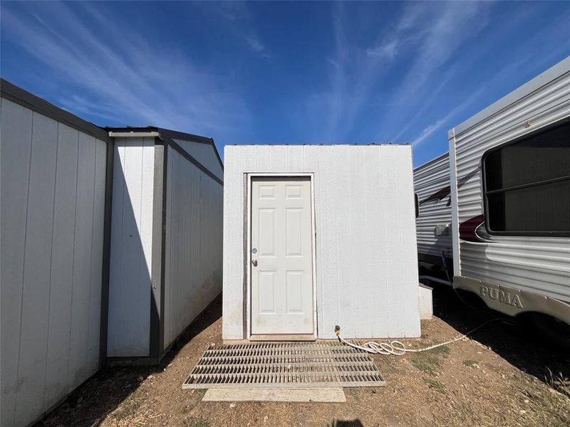 Exterior details and patio area of a home in , Hico (Image 12).