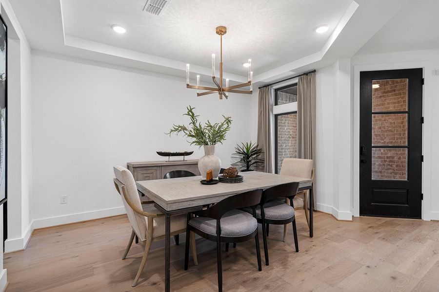 Furnished interior view inside a new home in The Highlands 50', Porter (Image 17).