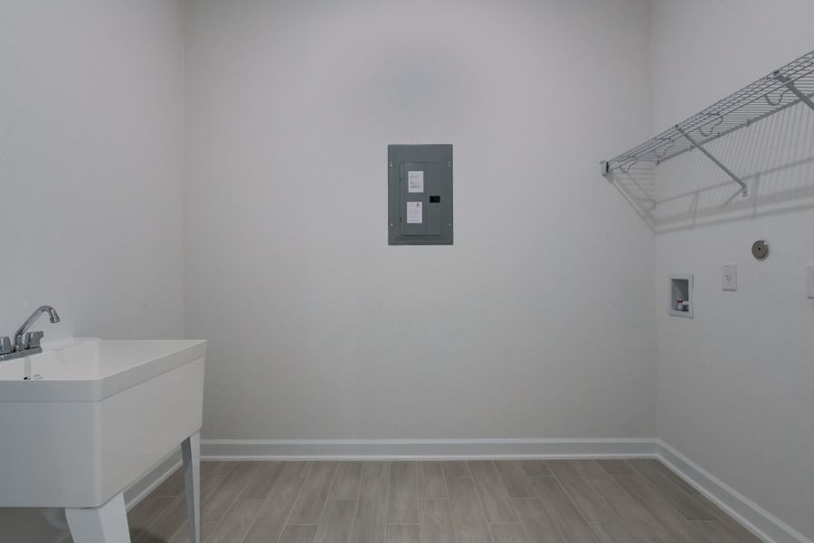 Representative unfurnished interior of a home built from the Kerrville by Ashton Woods in The Heritage at Saddlebrook Ranch 70's, Schertz (Image 20). Representative unfurnished interior of a home built from the Kerrville by Ashton Woods in The Heritage at Saddlebrook Ranch 70's, Schertz (Image 20).