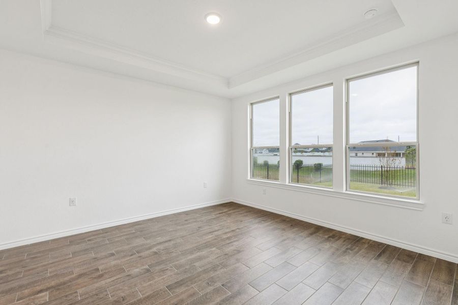 Spacious, unfurnished interior of a new home in Del Webb Fulshear, Fulshear (Image 22).