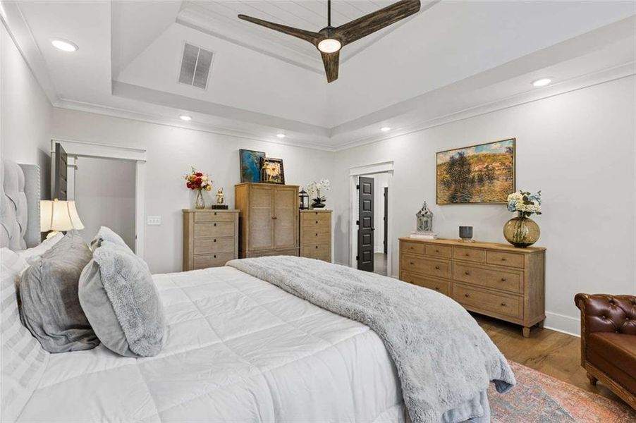Furnished interior view inside a new home in , Waleska (Image 8).