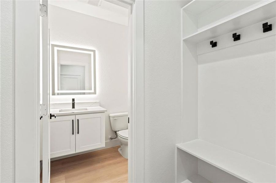 Image 27 of a home in .