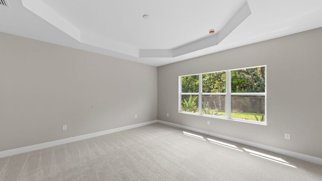 Spacious, unfurnished interior of a new home in Verandah, Fort Myers (Image 25).
