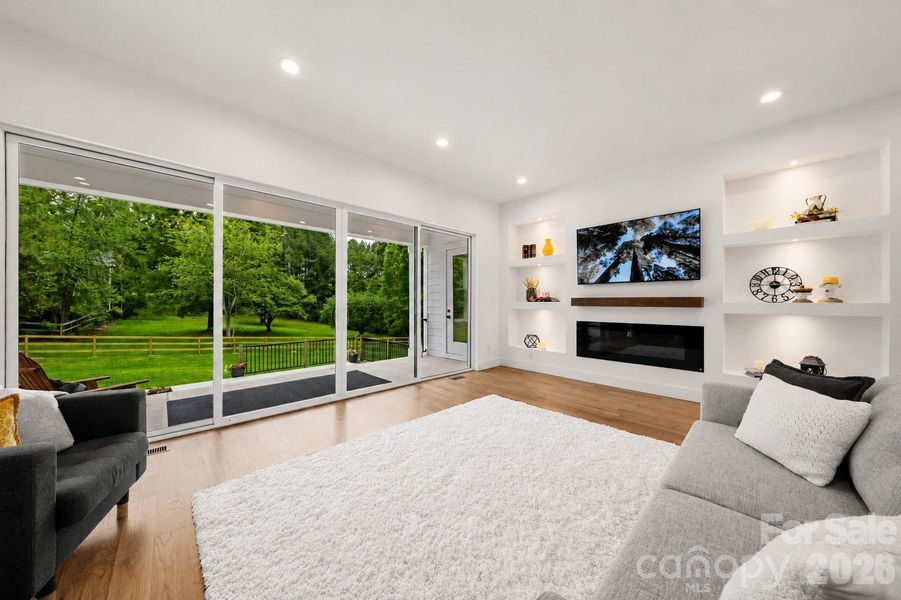 Furnished interior view inside a new home in , Monroe (Image 9).