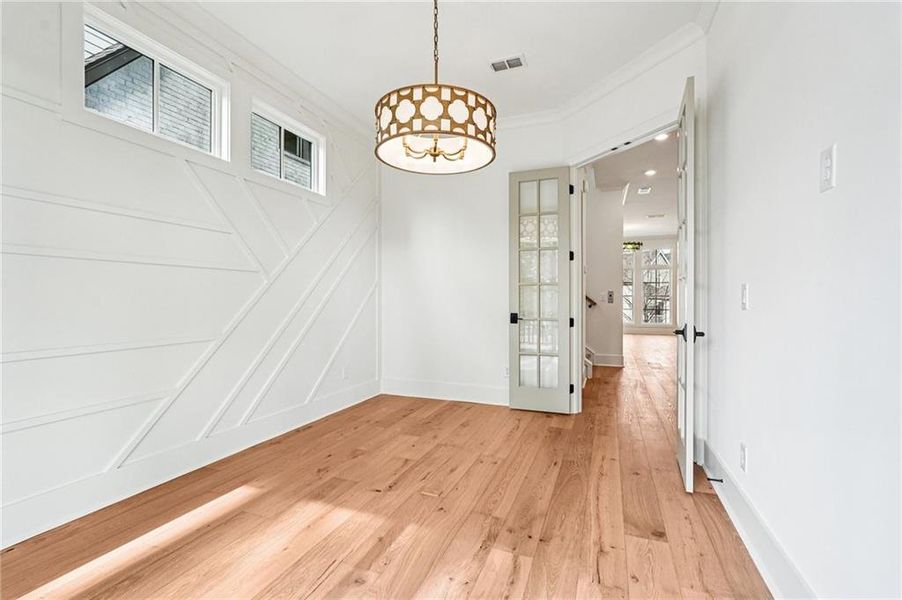 Spacious, unfurnished interior of a new home in Park Walke, Alpharetta (Image 25).