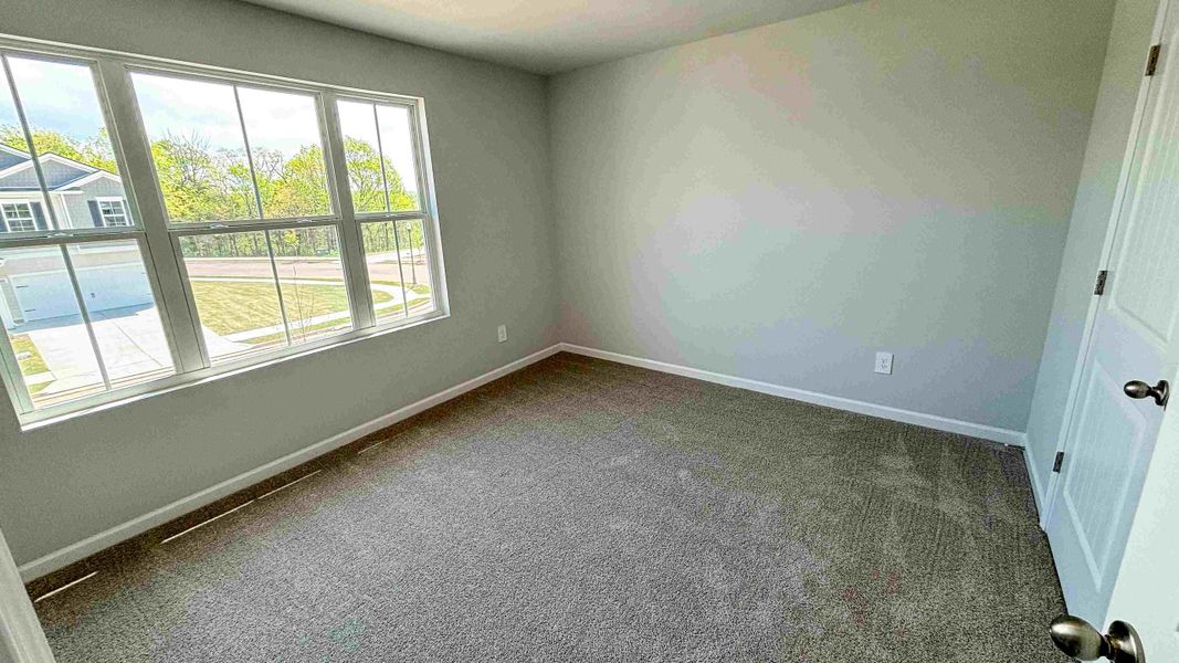 Spacious, unfurnished interior of a new home in Reserve at Hickory Ridge, Columbia (Image 28).