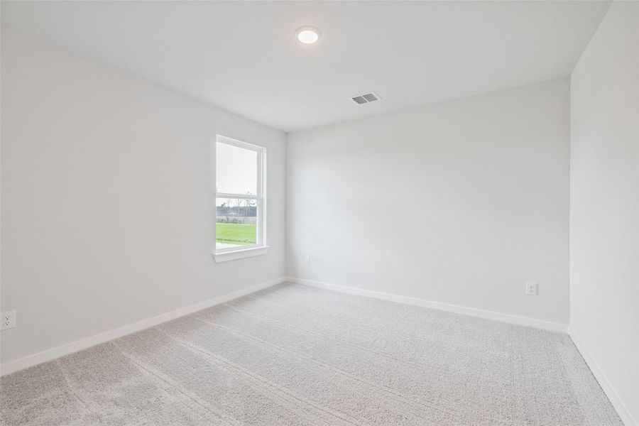 Spacious, unfurnished interior of a new home in Cielo, Conroe (Image 33).