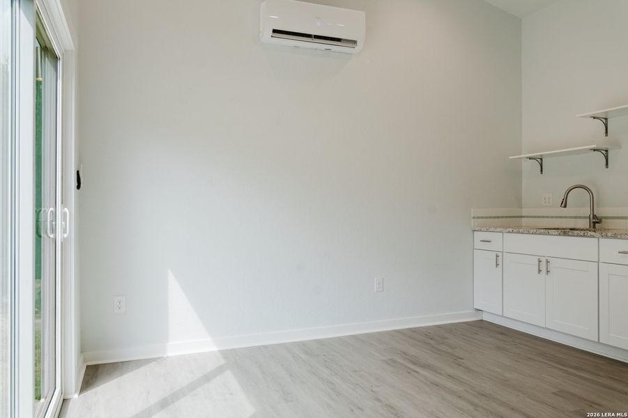 Spacious, unfurnished interior of a new home in , Canyon Lake (Image 13). Spacious, unfurnished interior of a new home in , Canyon Lake (Image 13).