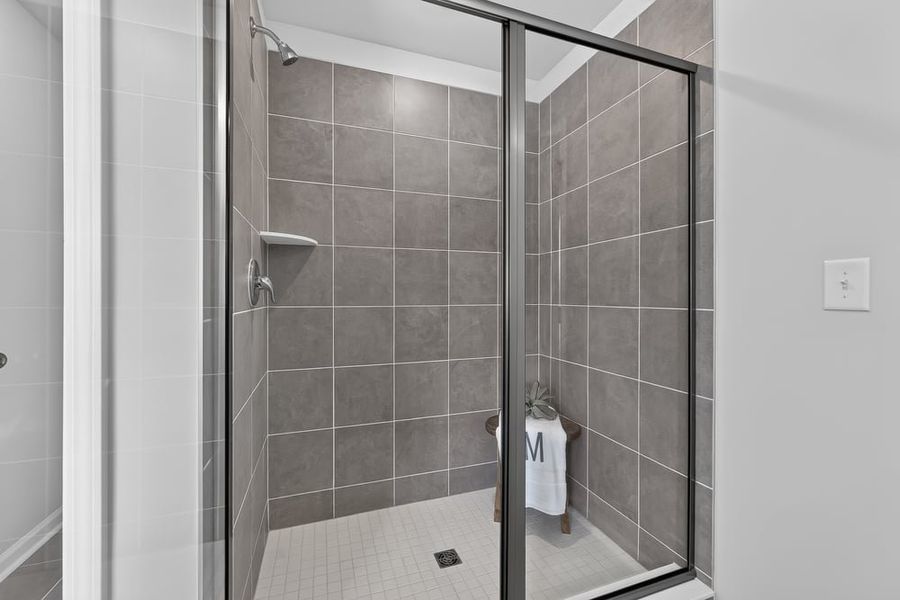 Representative interior finishes for a home built from the Timber by Taylor Morrison in Weatherfield, Buford (Image 21).