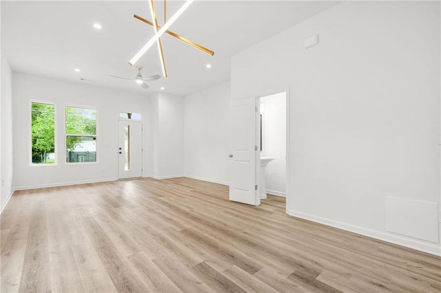 Spacious, unfurnished interior of a new home in , Atlanta (Image 40). Spacious, unfurnished interior of a new home in , Atlanta (Image 40).