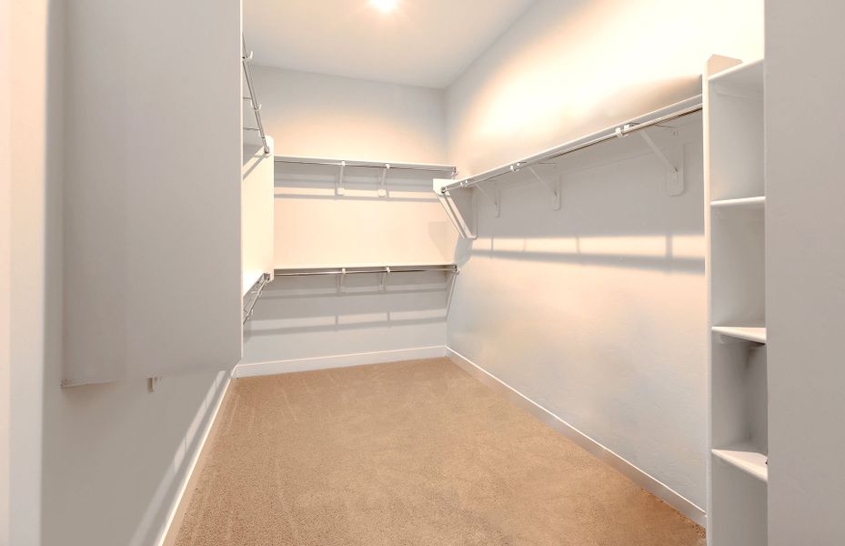 Spacious, unfurnished interior of a new home in Vistoso Canyon Estates, Oro Valley (Image 17).