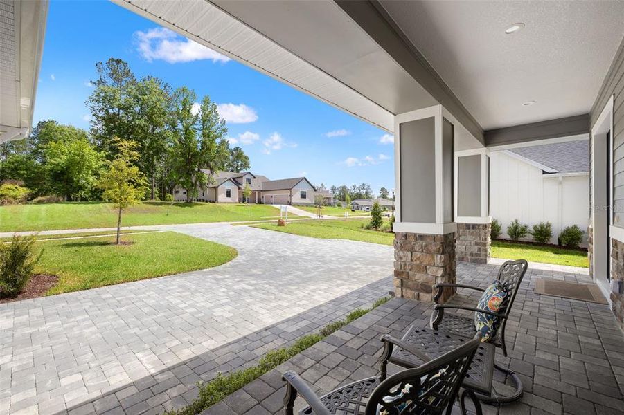 Exterior details and patio area of a home in , Brooksville (Image 26).