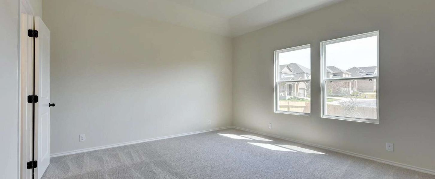 Representative unfurnished interior of a home built from the Sage by Ashton Woods in Arcadia Ridge, San Antonio (Image 17).