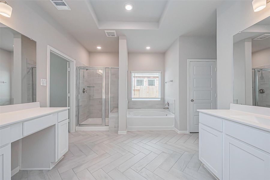 Furnished interior view inside a new home in La Segarra, Brookshire (Image 13).