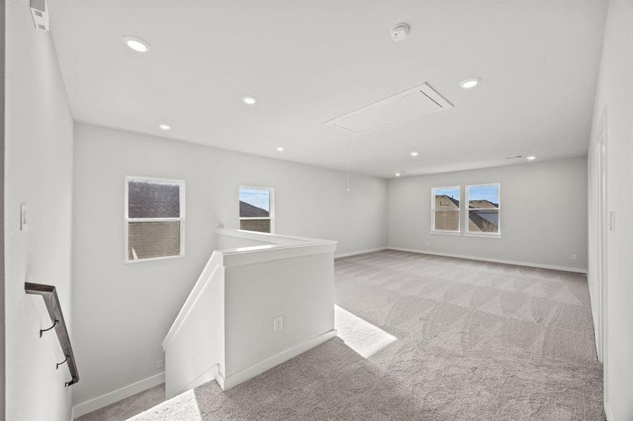 Spacious, unfurnished interior of a new home in Overland Grove, Heath (Image 12).