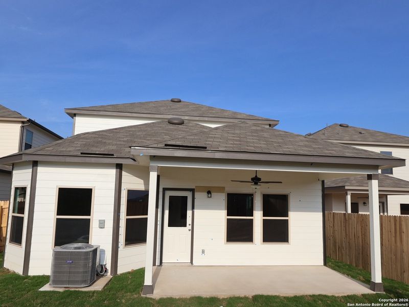 Exterior details and patio area of a home in Park Place, New Braunfels (Image 4).